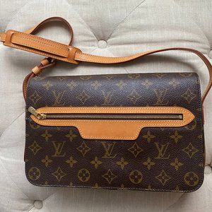 Louis Vuitton Classic Structured Saddle Bag